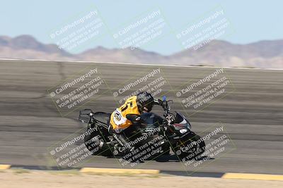 media/May-10-2025-Race Pace (Sat) [[db32fef2da]]/Vested/3-Bowl Set 1 (9am)/